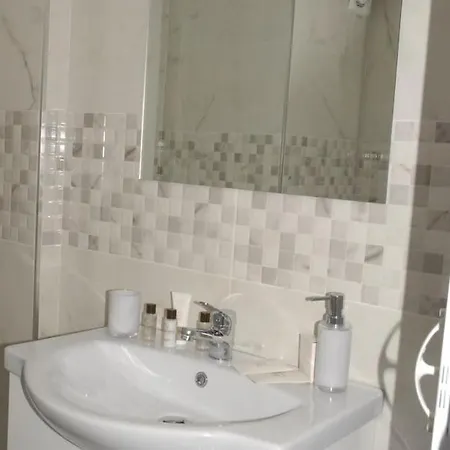 Lägenhet La Maison Di Greta *